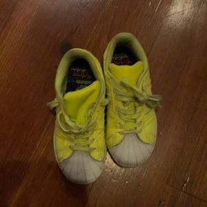 Adidas toddler sneakers